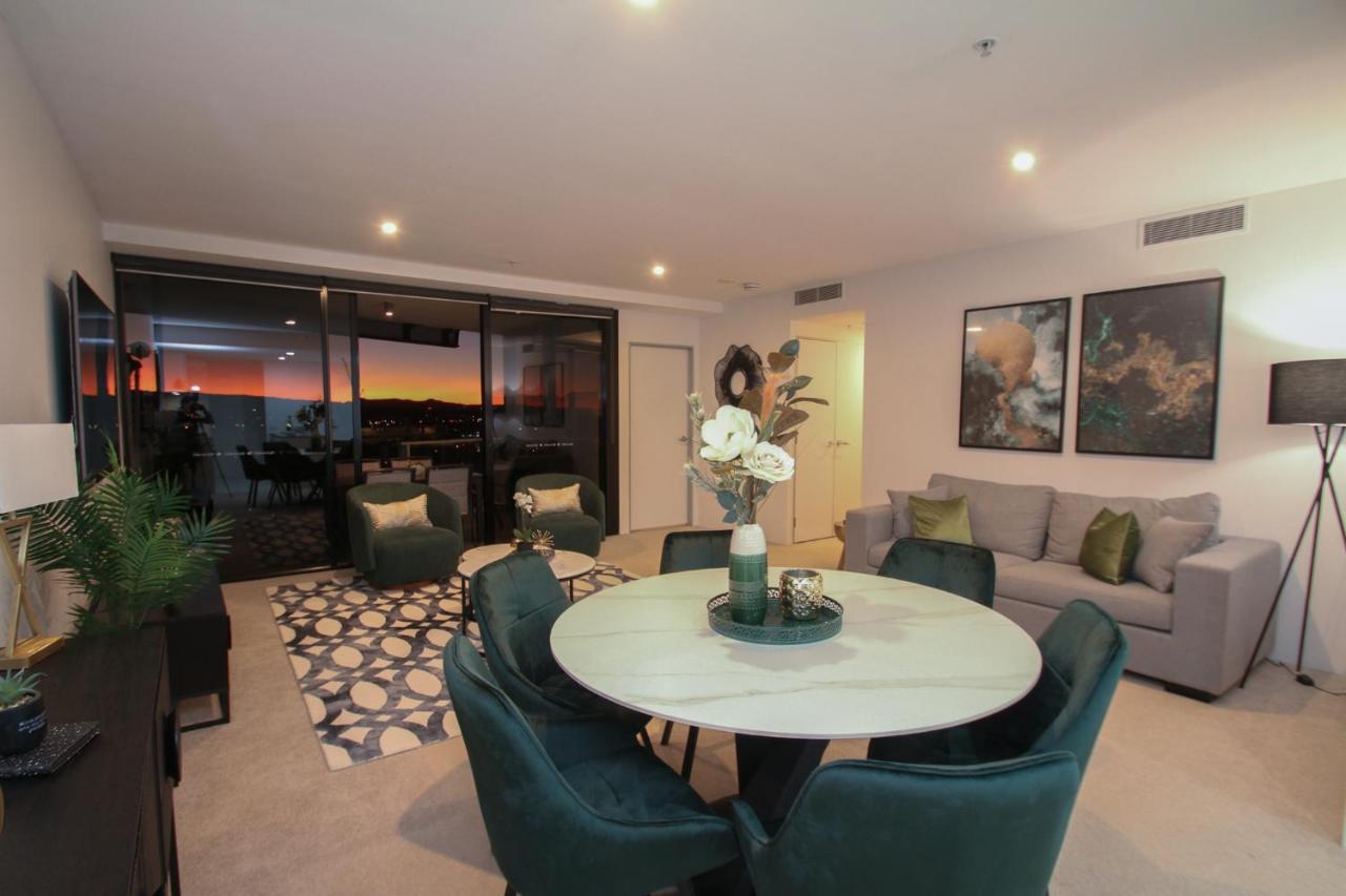 Circle On Cavill Free Parking Apartment Gold Coast Exterior photo